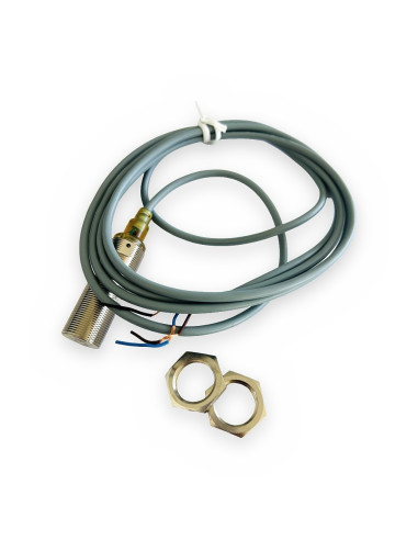 Detec. Inductivo M18 E 8mm. largo PNP NO c/cable